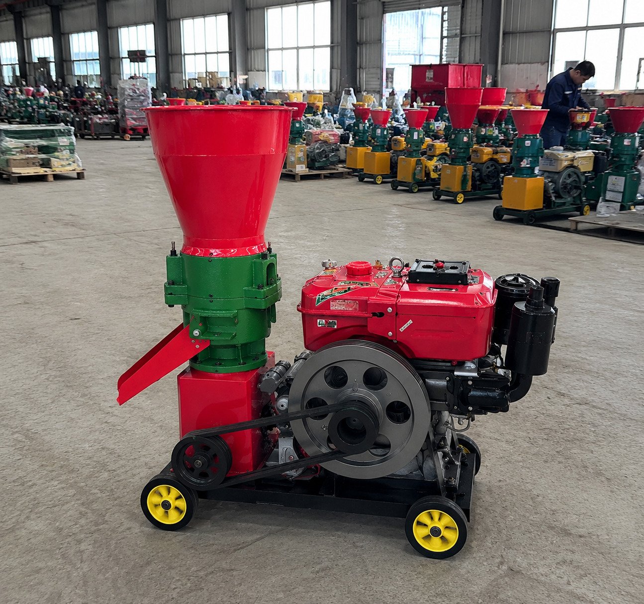 Diesel engine feed pellet machine for small farm livestock chicken cattle sheep portable no electricity 